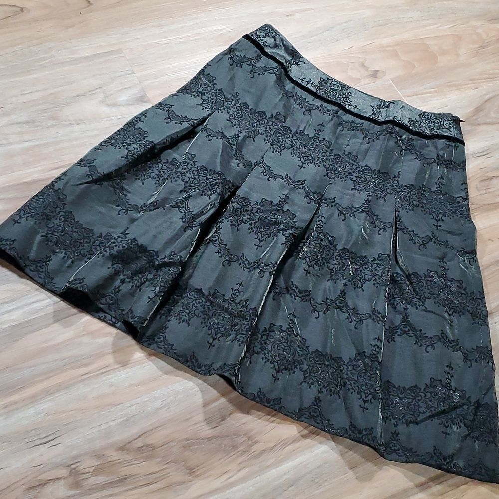 💜Etcetera Black & Gold Brocade Pleated A-Line Skirt Size 4